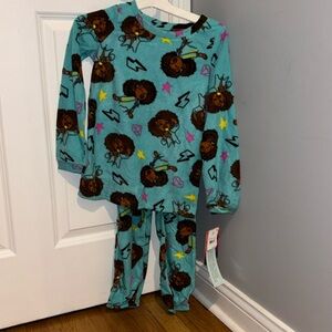 Karmas World 3 pc set Pjs 
Size 4/5 & 8